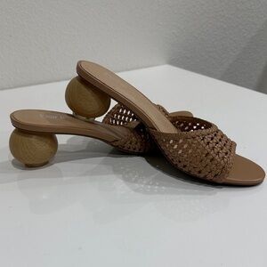 Bar III Cally Dress Women's Brown Woven sandals with spherical Heel